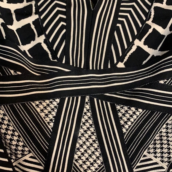 Herve leger dress - Picture 6 of 7